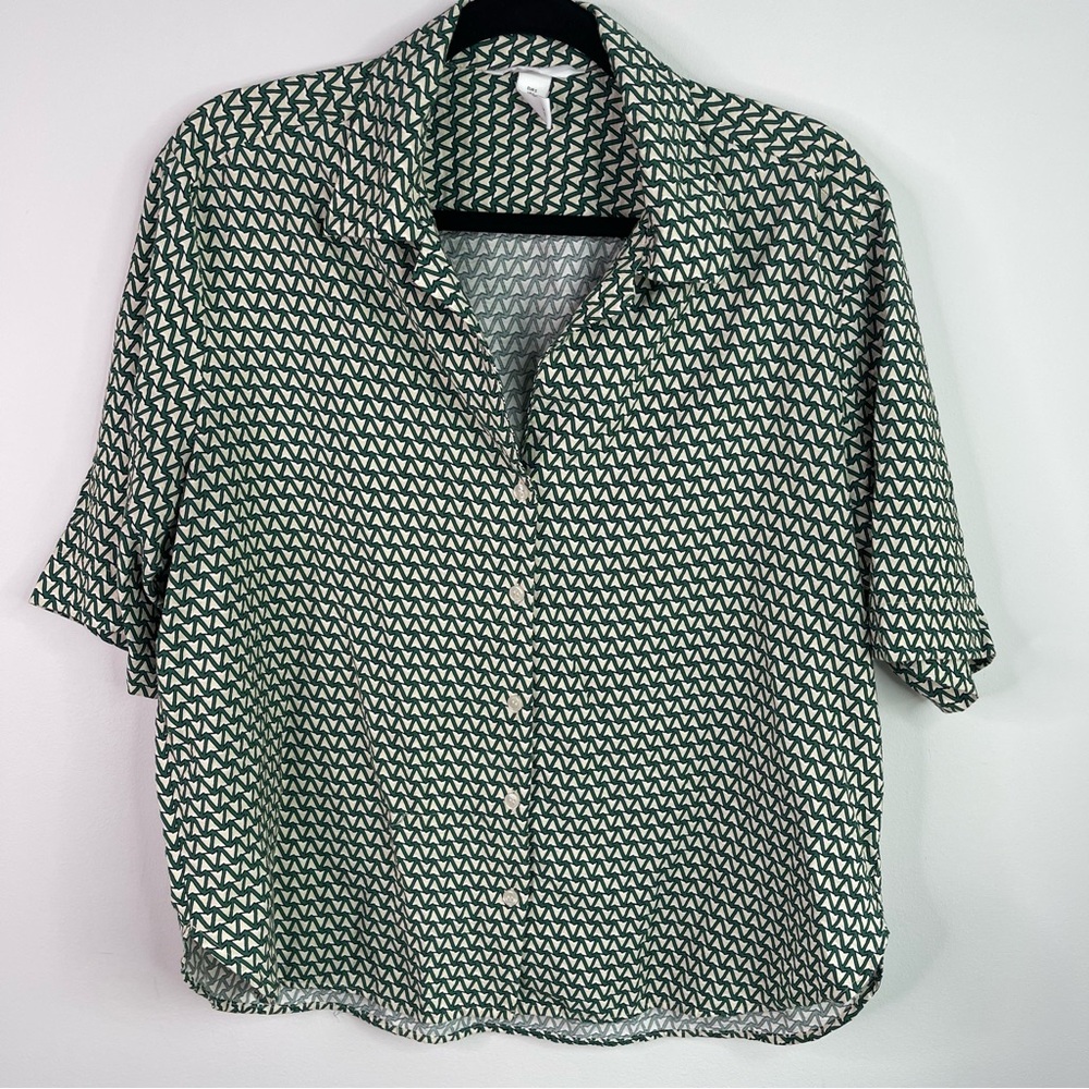 H&M Green and Beige Patterned Button Down Oversized Blouse Size S